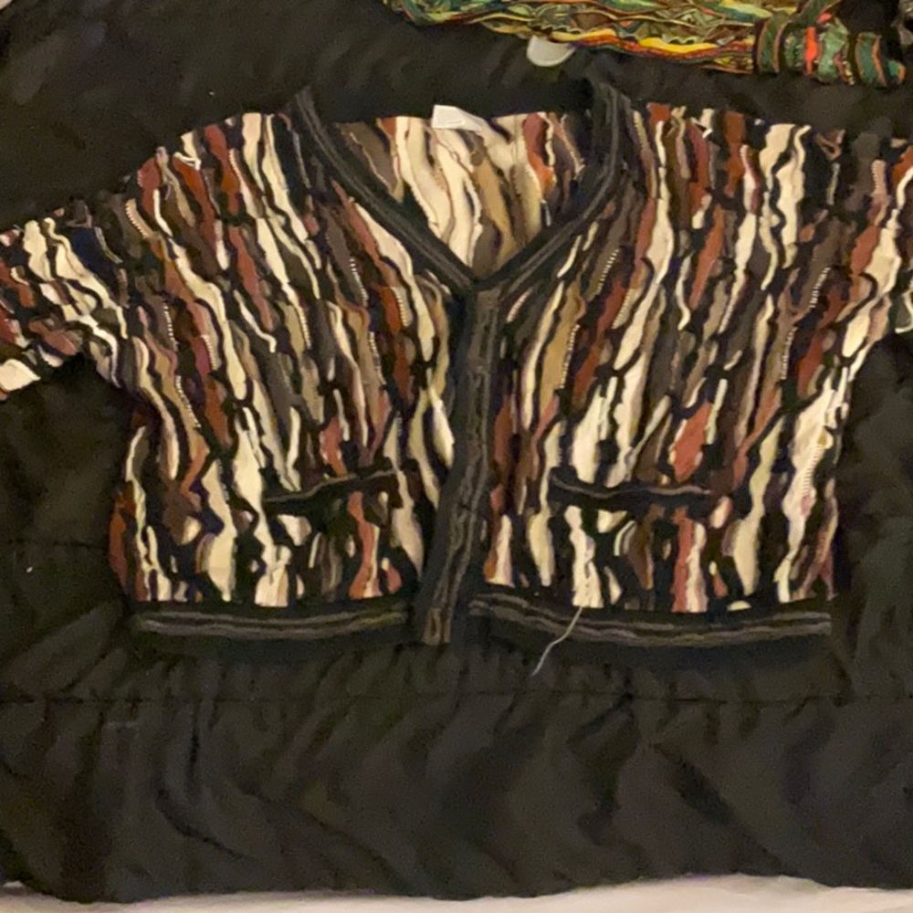 Coogi v neck sweater